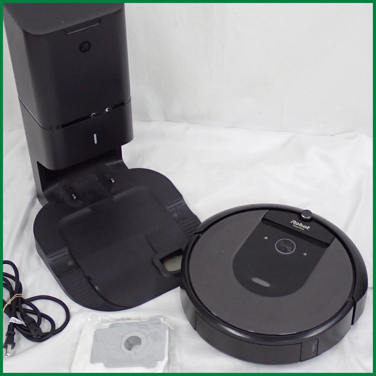 ☆IRobot/アイロボット ルンバ i7 RVB-Y1 + クリーンベース ADE ☆IRobot/アイロボット ルンバ i7 RVB-Y1 + クリーンベース ADE