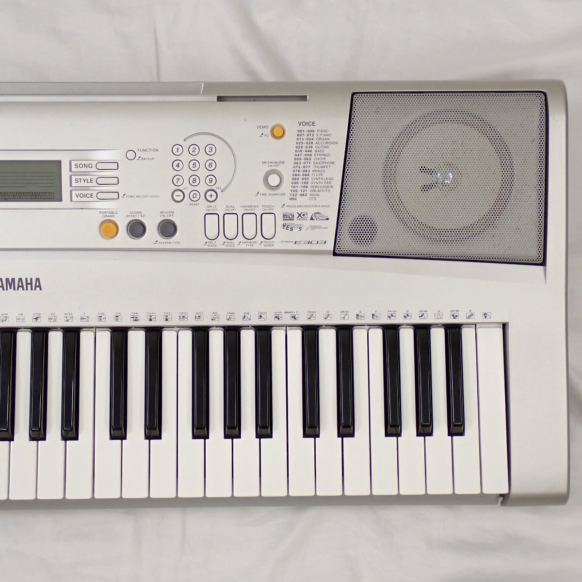 ☆YAMAHA/ヤマハ ポータトーン 電子キーボード PSR-E303/61鍵盤 ☆YAMAHA/ヤマハ ポータトーン 電子キーボード PSR-E303/61鍵盤