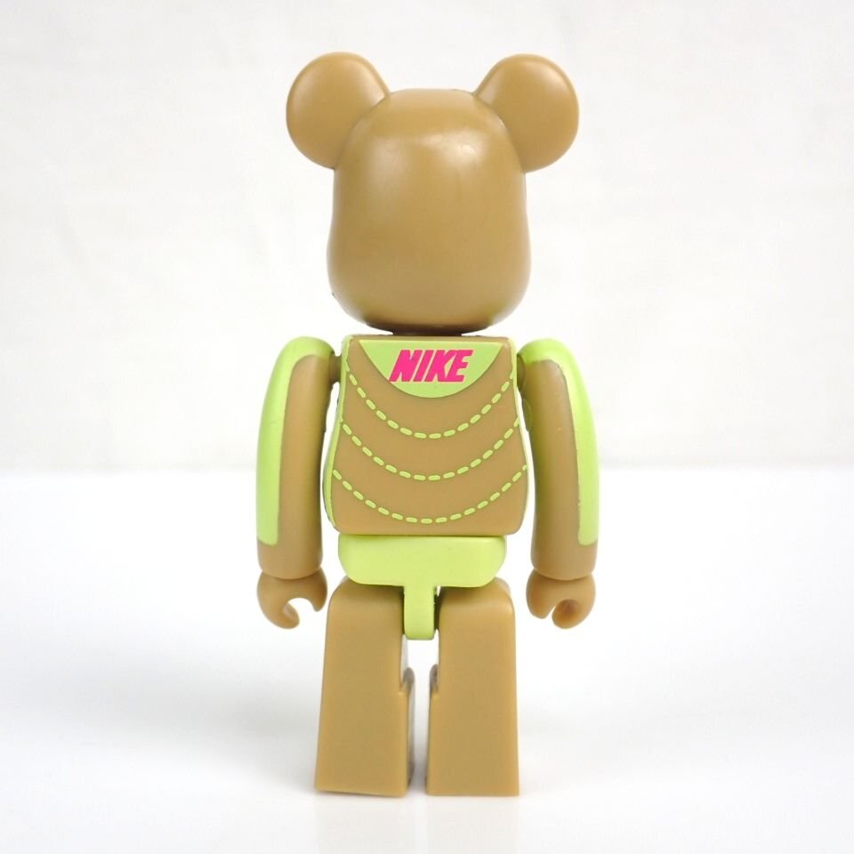 □MEDICOM TOY/メディコムトイ BE@RBRICK/ベアブリック NIKE SB □MEDICOM TOY/メディコムトイ BE@RBRICK/ベアブリック NIKE SB