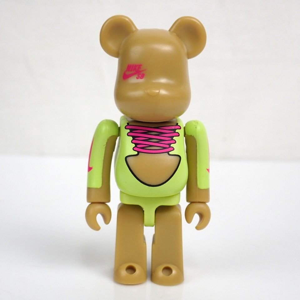 □MEDICOM TOY/メディコムトイ BE@RBRICK/ベアブリック NIKE SB □MEDICOM TOY/メディコムトイ BE@RBRICK/ベアブリック NIKE SB