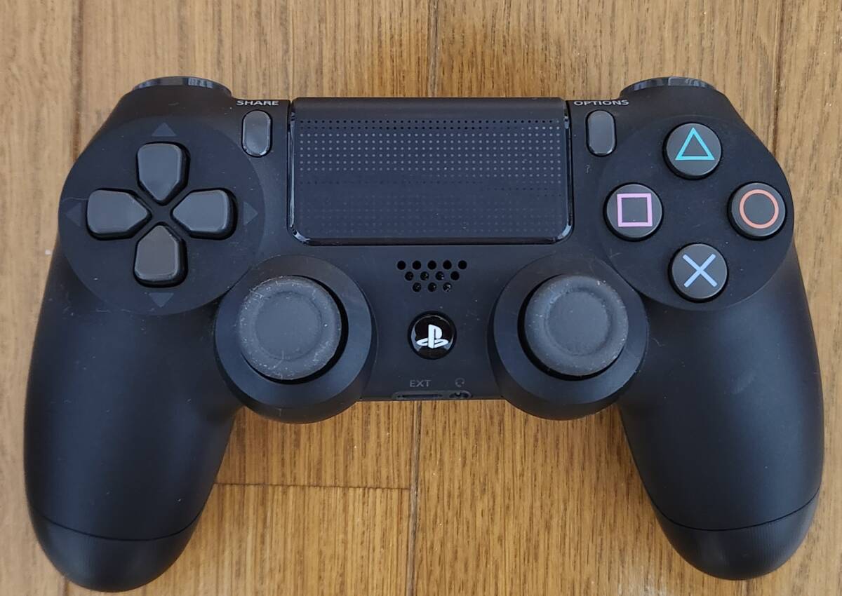 プレステ4本体 CUH-2000A 極美品 HDD 封印シール有 動作確認済 プレステ4本体 CUH-2000A 極美品 HDD 封印シール有 動作確認済