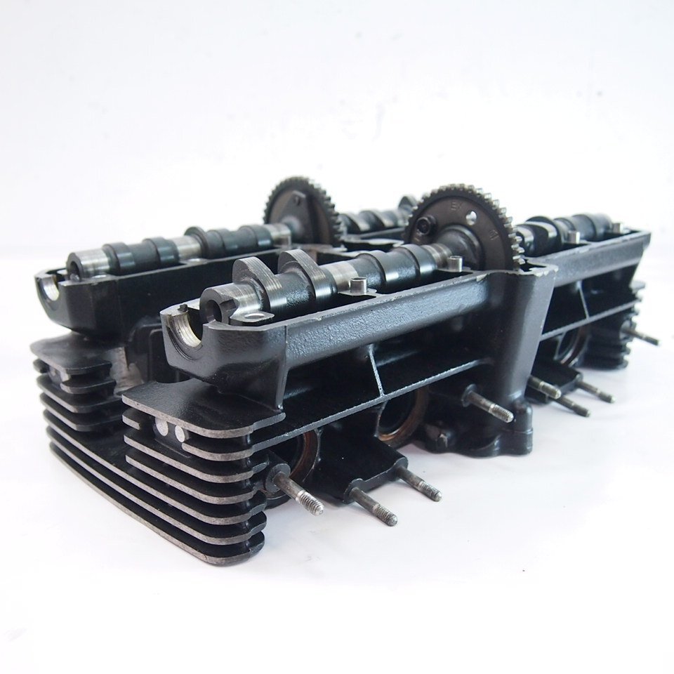 ゼファーχ ZR400C 純正エンジン部品 腰上 シリンダーヘッド カム ゼファーχ ZR400C 純正エンジン部品 腰上 シリンダーヘッド カム