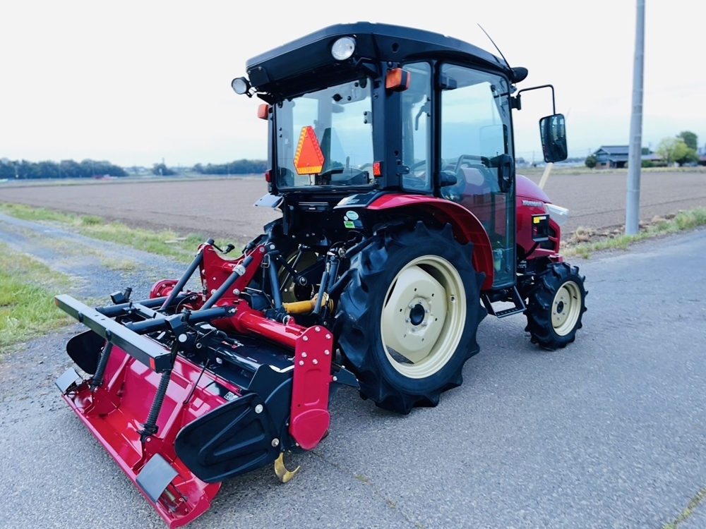 ヤンマー トラクター YT225 321時間 25馬力 エアコン 4WD ヤンマー トラクター YT225 321時間 25馬力 エアコン 4WD