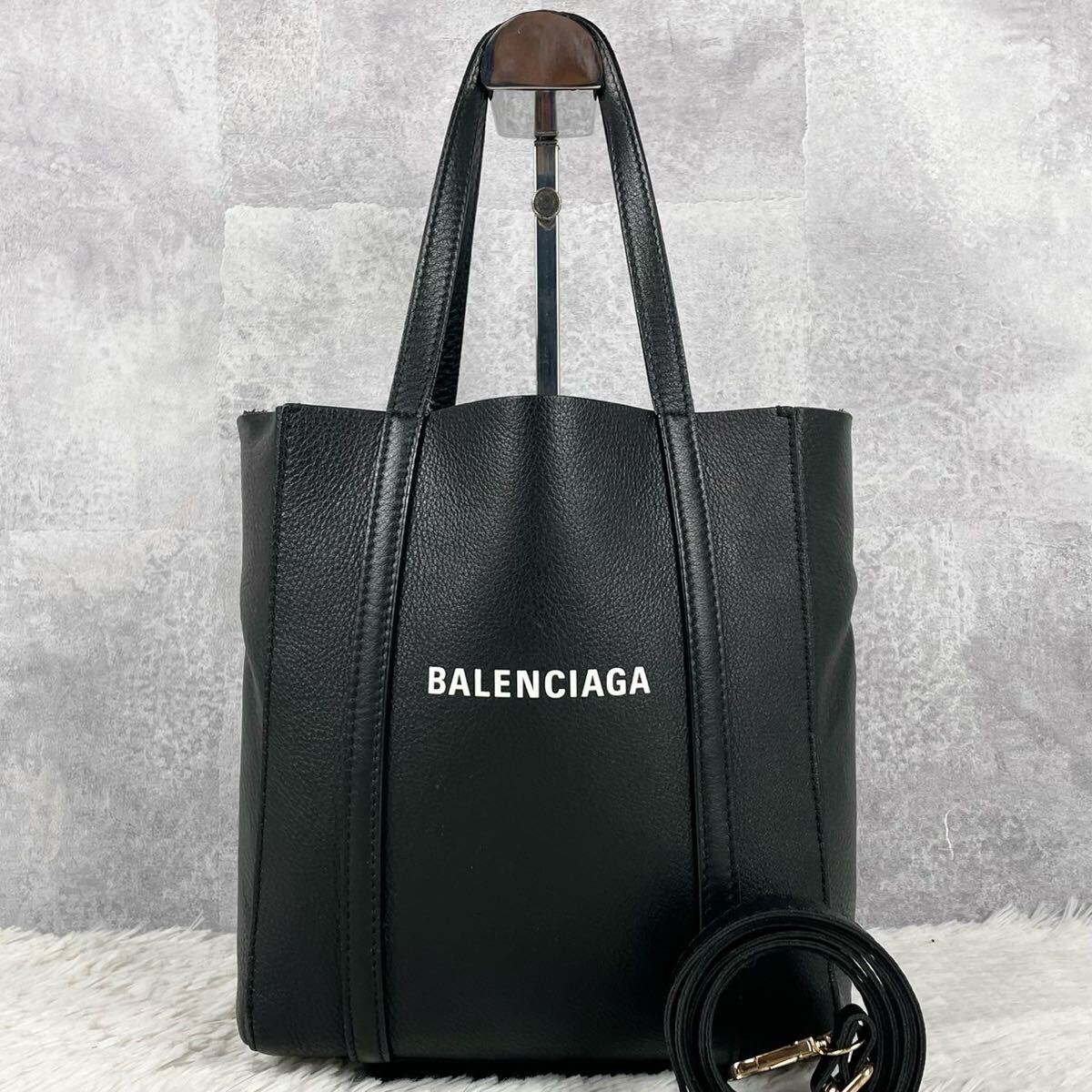 美品 BALENCIAGA バレンシアガ エブリデイ トートバッグ ハンド 美品 BALENCIAGA バレンシアガ エブリデイ トートバッグ ハンド
