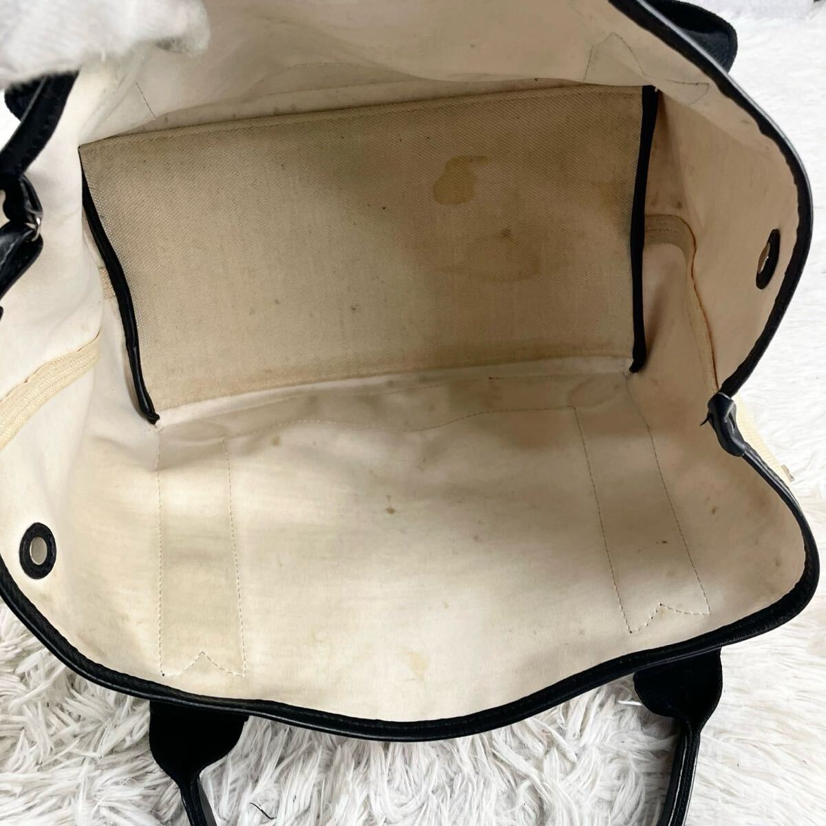 美品 BALENCIAGA バレンシアガ ネイビーカバス トートバッグ 美品 BALENCIAGA バレンシアガ ネイビーカバス トートバッグ
