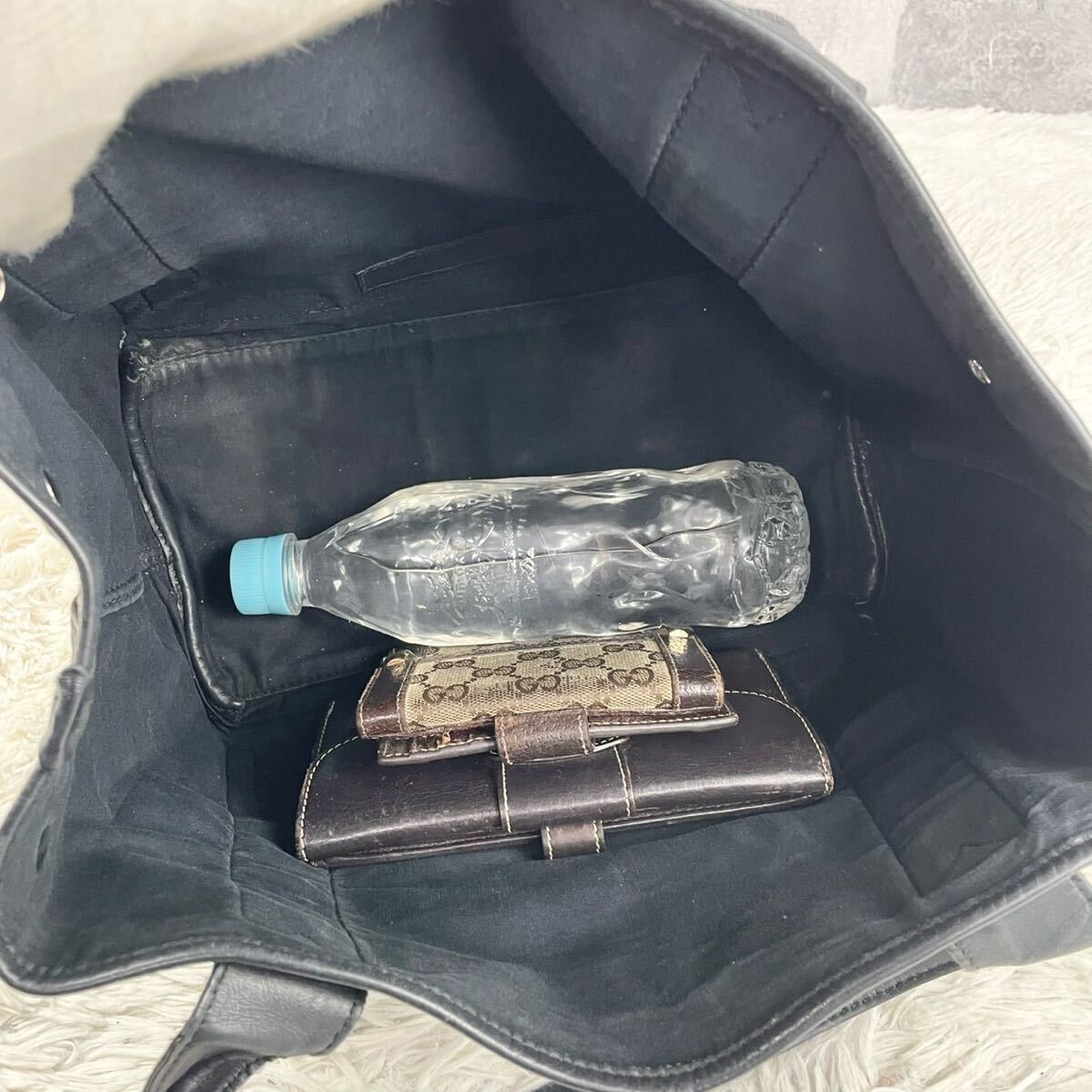 美品 BALENCIAGA バレンシアガ ネイビーカバス トートバッグ 美品 BALENCIAGA バレンシアガ ネイビーカバス トートバッグ
