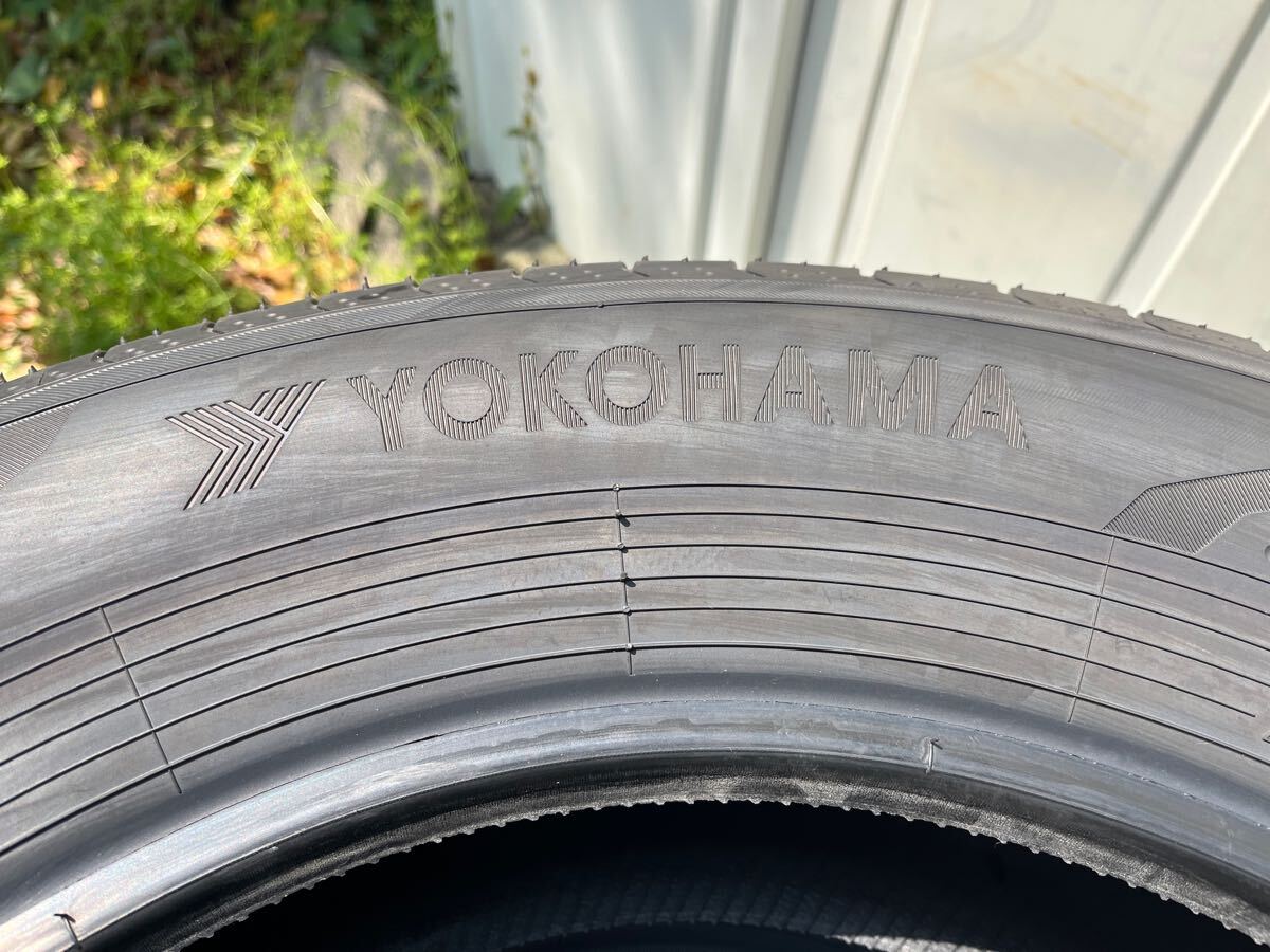新車外し ヨコハマ アドバン ADVAN V03 225/65R17 タイヤ4本 新車外し ヨコハマ アドバン ADVAN V03 225/65R17 タイヤ4本