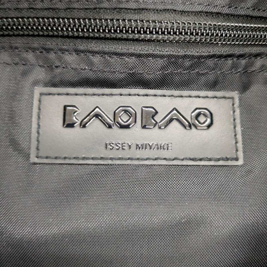 BAO BAO ISSEY MIYAKE イッセイ ミヤケ バオバオ ルーセント トートバッグ イエロー系 ポリ塩化ビニール BB53-AG413