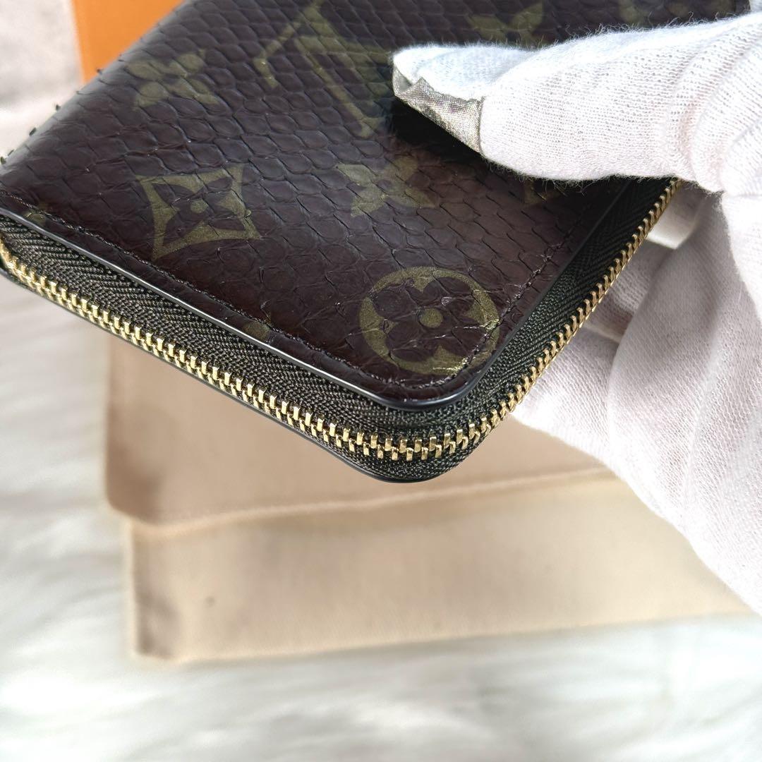 美品 ルイヴィトン パイソン モノグラム ジッピーコインパース 美品 ルイヴィトン パイソン モノグラム ジッピーコインパース