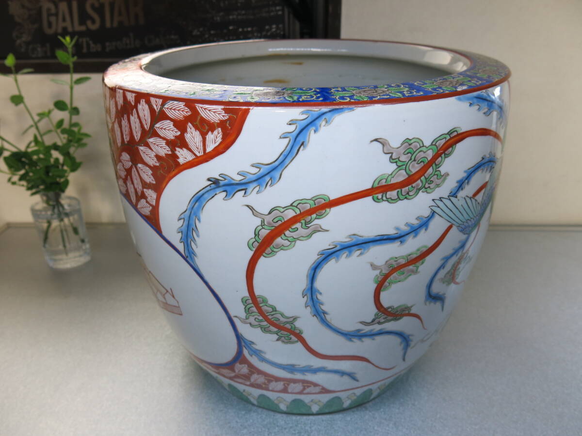 伊万里焼】 伊万里 色絵 火鉢 山水 鳳凰 明治〜大正期 手焙 睡蓮 伊万里焼】 伊万里 色絵 火鉢 山水 鳳凰 明治〜大正期 手焙 睡蓮