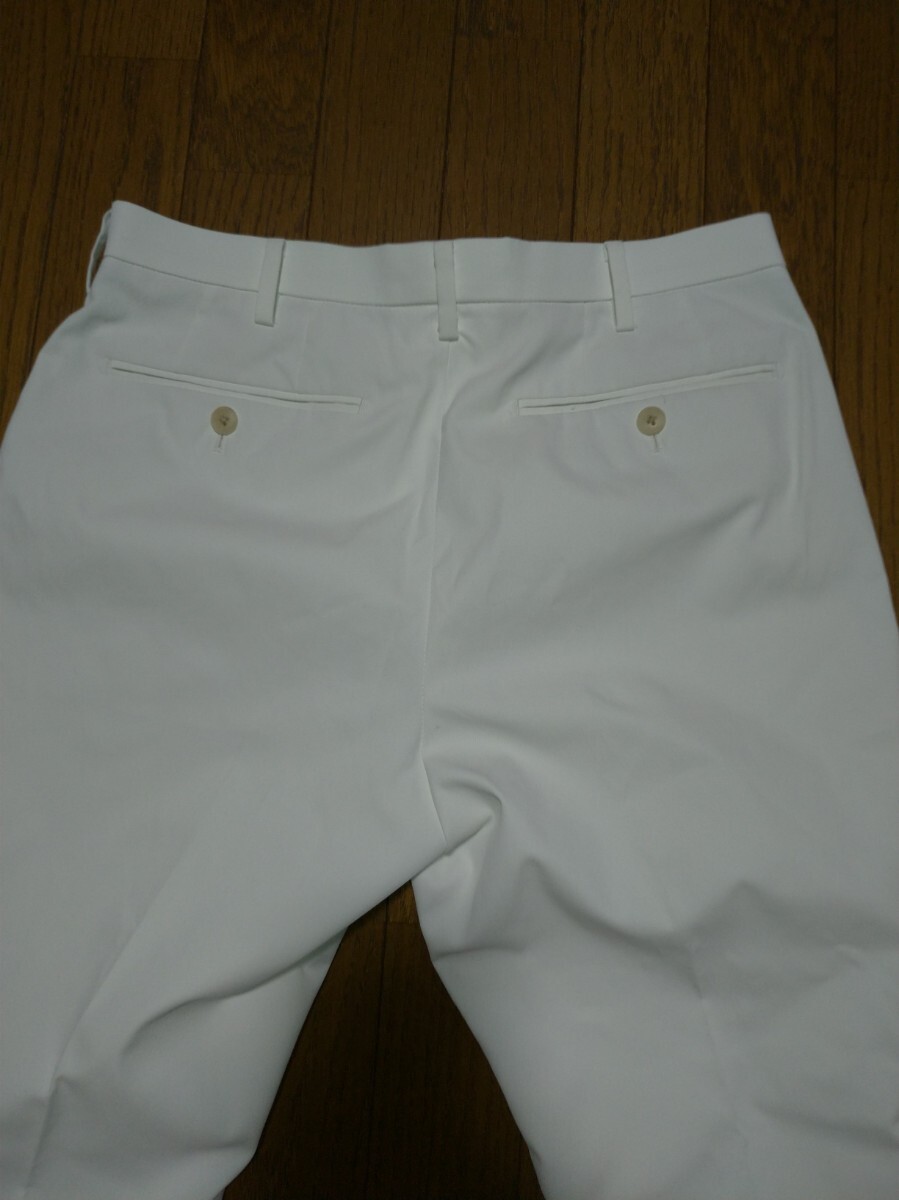 【UNIQLO】ユニクロ スキニーフィットチノ チノパン パンツ ストレッチ テーパード 79㎝ 白　春夏　涼感　著心地抜群　センタープレス　