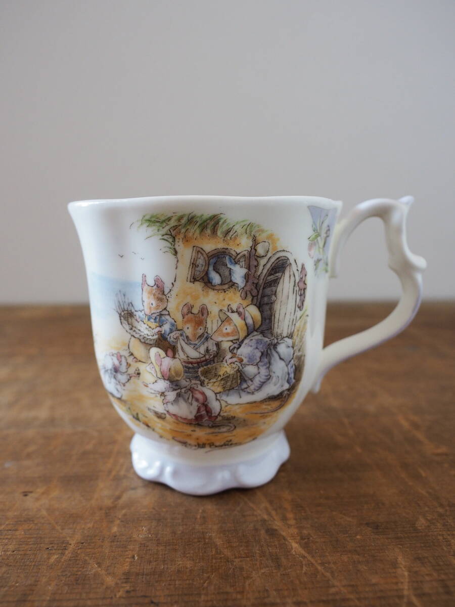 廃番 美品 ロイヤルドルトン Royal Doulton ブランブリーヘッジ 廃番 美品 ロイヤルドルトン Royal Doulton ブランブリーヘッジ