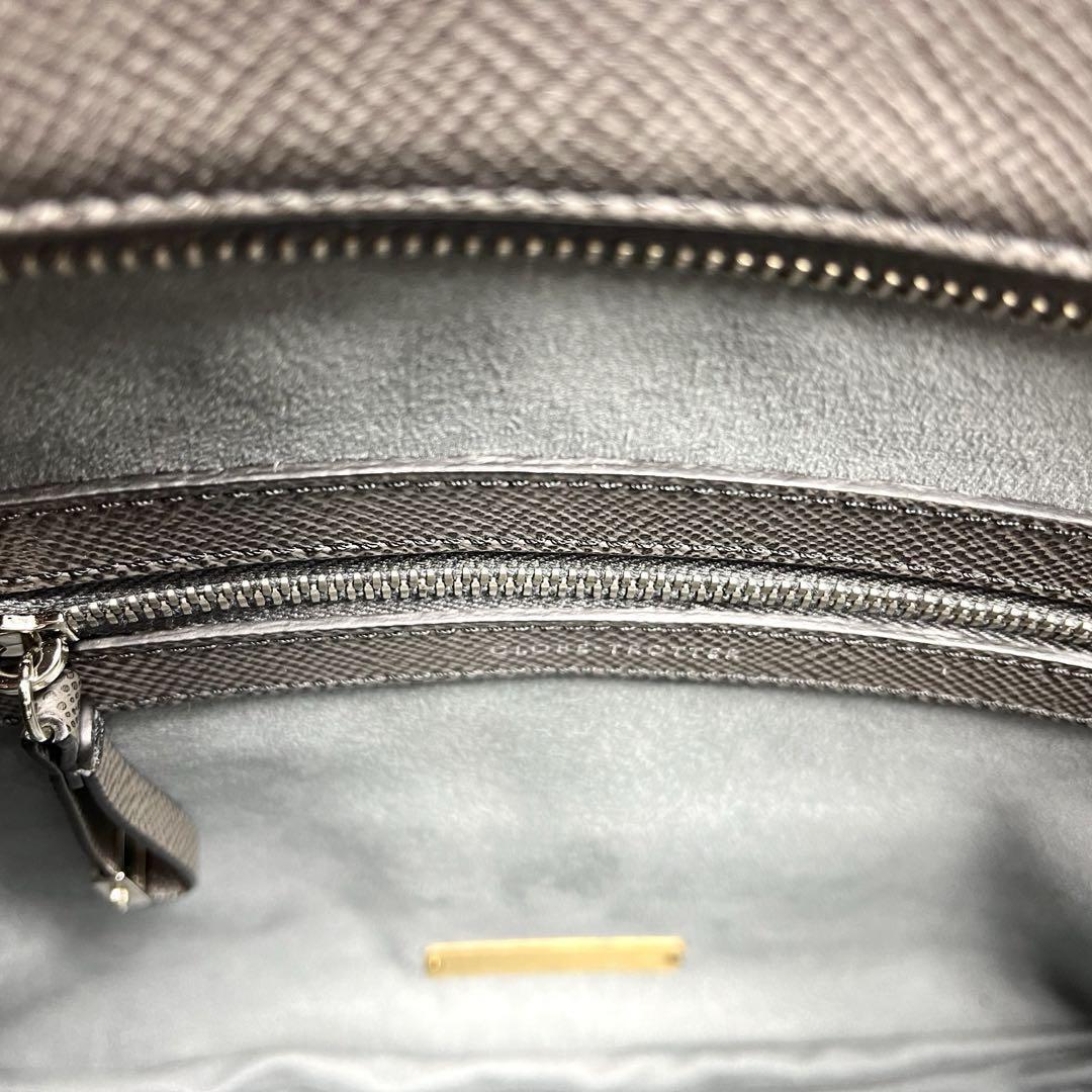 美品◯GLOBE TROTTER グローブトロッター ショルダーバッグ 美品◯GLOBE TROTTER グローブトロッター ショルダーバッグ
