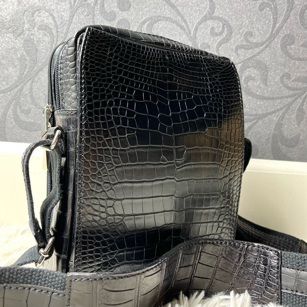 定価50万超!!!クロコダイル ショルダーバッグ メンズ センター 定価50万超!!!クロコダイル ショルダーバッグ メンズ センター