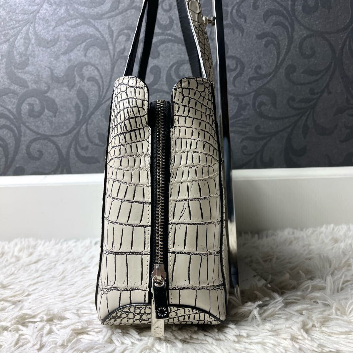 定価75万!!! JRA クロコダイル トートバッグ メンズ バニラ 目地 定価75万!!! JRA クロコダイル トートバッグ メンズ バニラ 目地