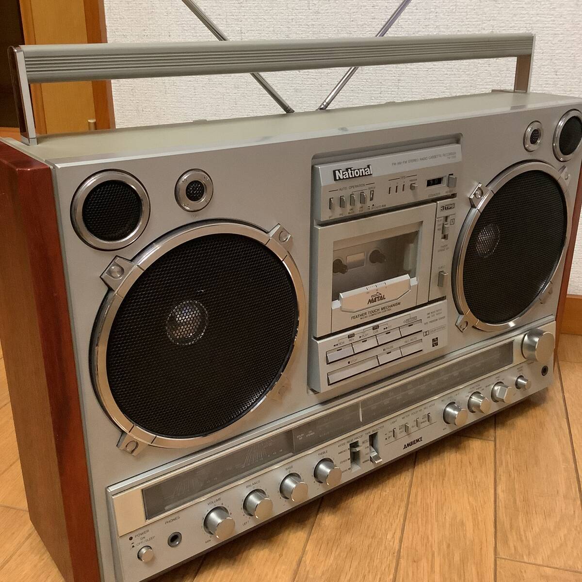 ☆National 高級大型ラジカセ RX-7000 ラジオ/カセット ☆National 高級大型ラジカセ RX-7000 ラジオ/カセット