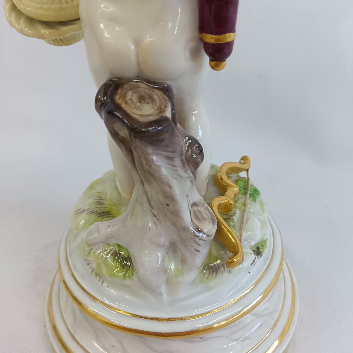 si☆1円〜美品 MEISSEN マイセン がっかりした天使と籠 フィギュ si☆1円〜美品 MEISSEN マイセン がっかりした天使と籠 フィギュ