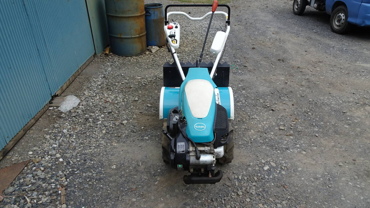 クボタ 耕運機 管理機 TRS60 セル始動 程度良好 説明書付き(車体 クボタ 耕運機 管理機 TRS60 セル始動 程度良好 説明書付き(車体