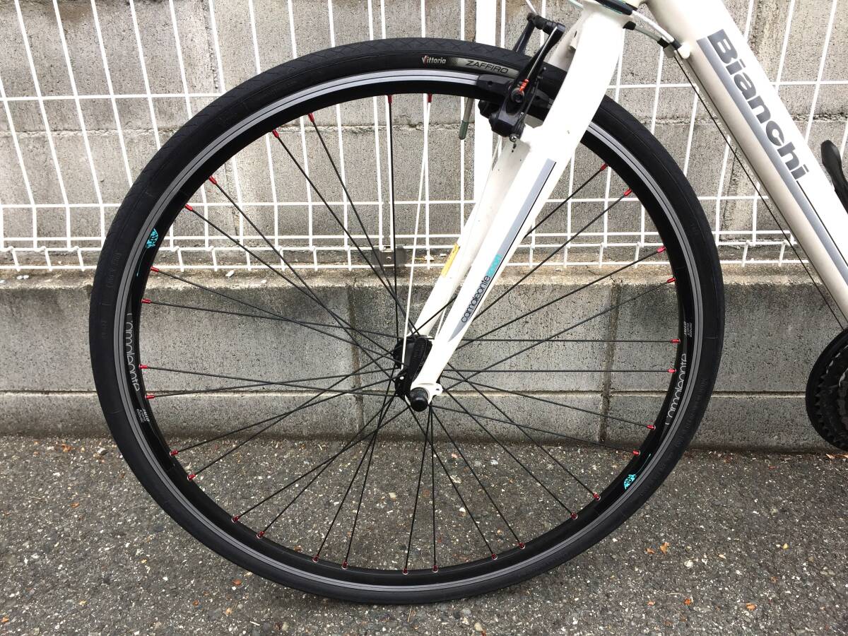 クロスバイク Bianchi 2c sport ビアンキ ホワイト 700x28C クロスバイク Bianchi 2c sport ビアンキ ホワイト 700x28C
