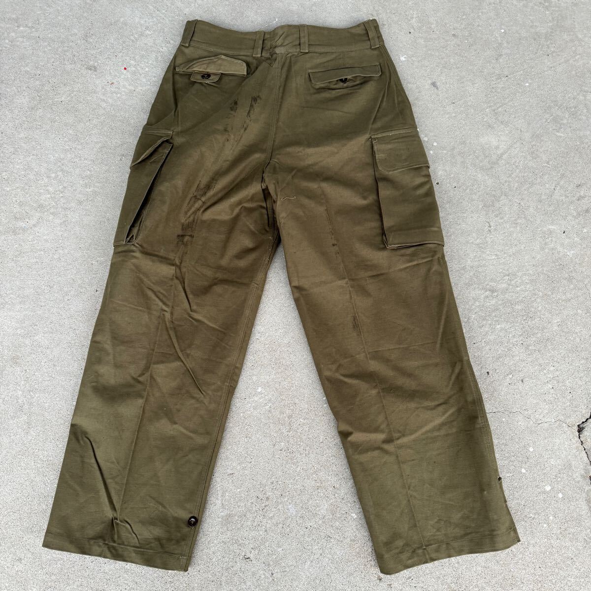 ビンテージ　デッドストック　ユーロ　ミリタリー　フランス軍　M47　カーゴパンツ　コットンツイル　250402