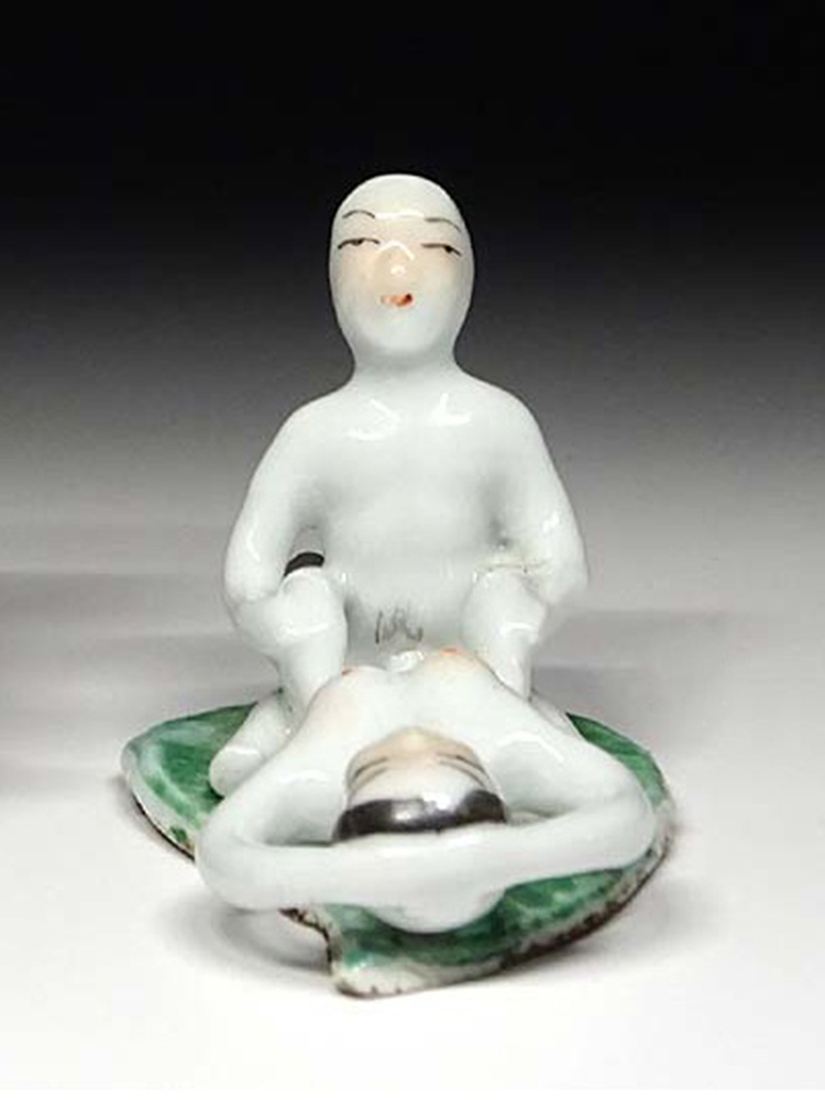 中国美術】 ☆ 瓷器 陶磁製春画塑像 ☆ 清朝期 美人 美婦 手描 中国美術】 ☆ 瓷器 陶磁製春画塑像 ☆ 清朝期 美人 美婦 手描