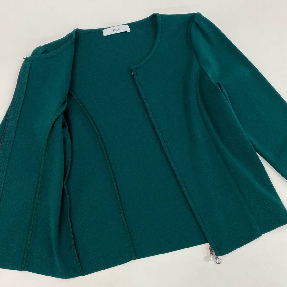 29d11 《美品》 Rene ルネ パール＆ビジュー ダブルジップカーディガン 6232360 36 グリーン ストレッチ 伸縮性◎ 日本制