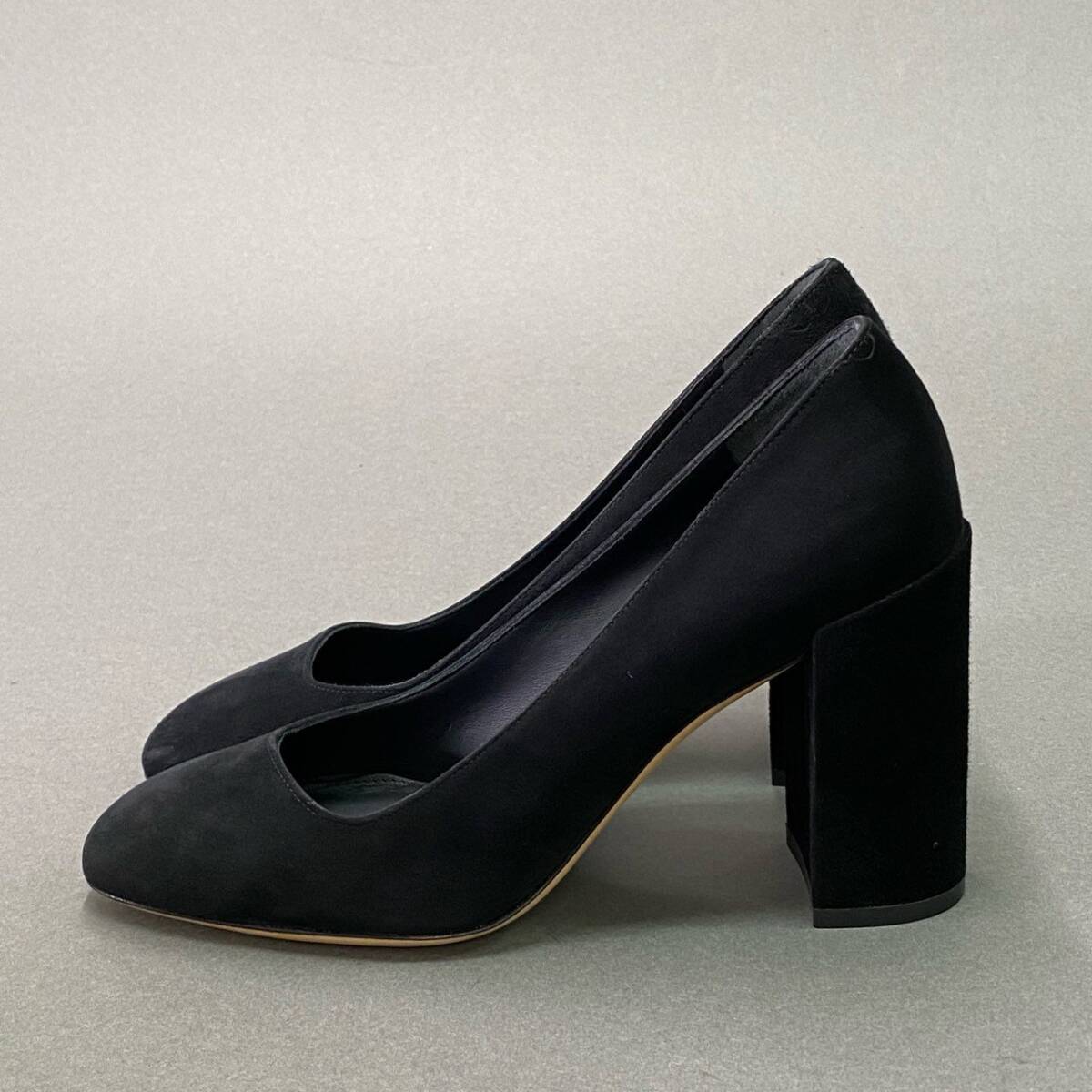 5d22 《美品》 Salvatore Ferragamo サルヴァトーレ フェラガモ スウェードレザーパンプス 6C ブラック Leather シューズ スエード 箱付き