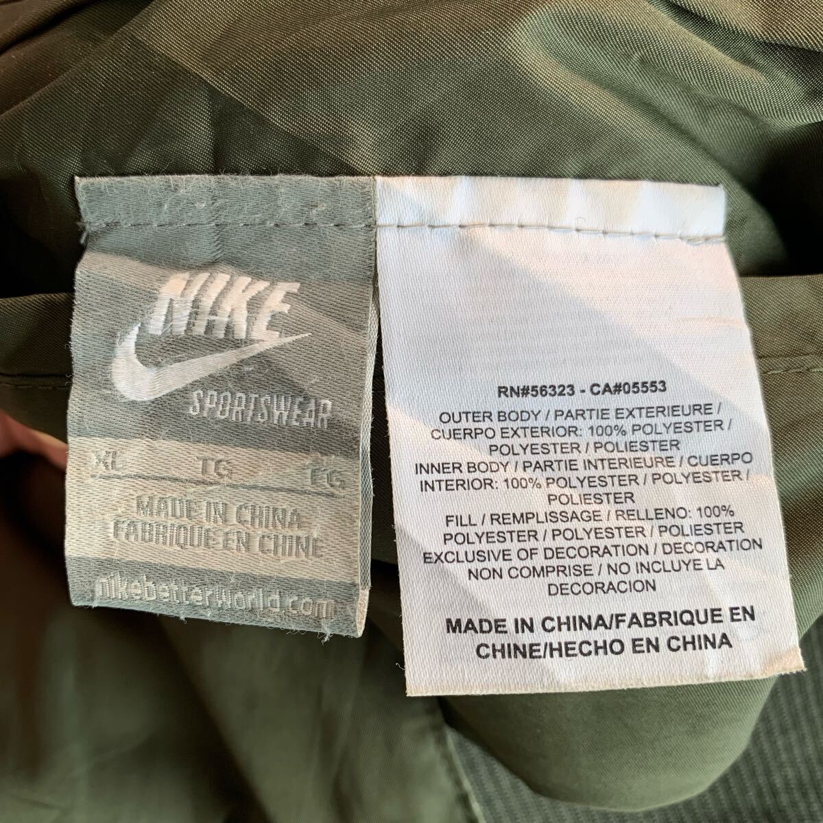 XLサイズ NIKE リバーシブル MA-1 フライトジャケット オリーブ XLサイズ NIKE リバーシブル MA-1 フライトジャケット オリーブ