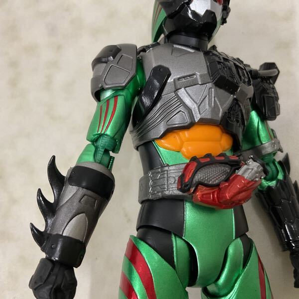 1円〜 S.H.Figuarts 仮面ライダーアマゾンズ 仮面ライダーアマゾンネオアルファ 1円〜 S.H.Figuarts 仮面ライダーアマゾンズ 仮面ライダーアマゾンネオアルファ