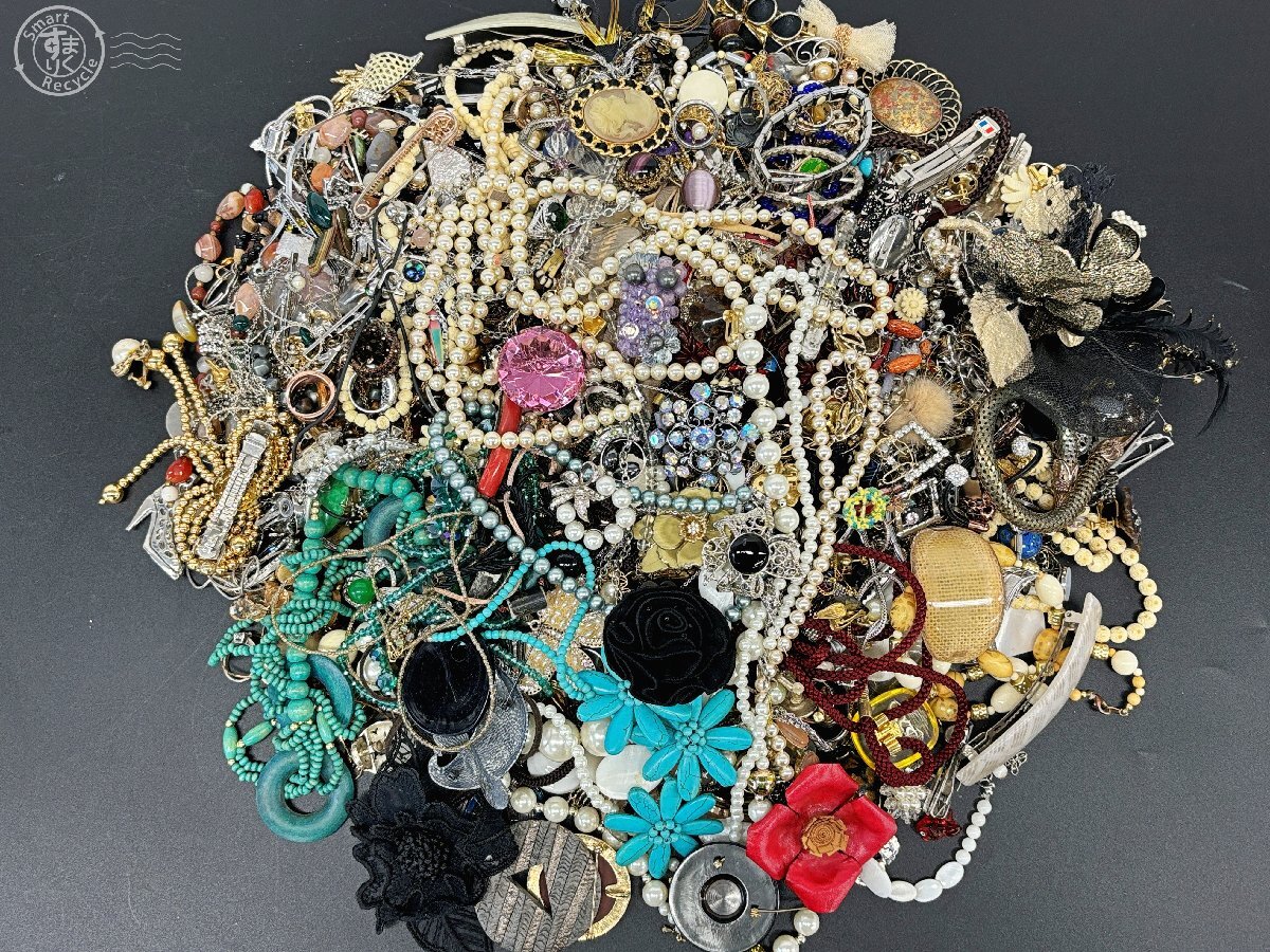 BD0105558 ♭1円~! イミテーション アクセサリー まとめ売り 約 BD0105558 ♭1円~! イミテーション アクセサリー まとめ売り 約