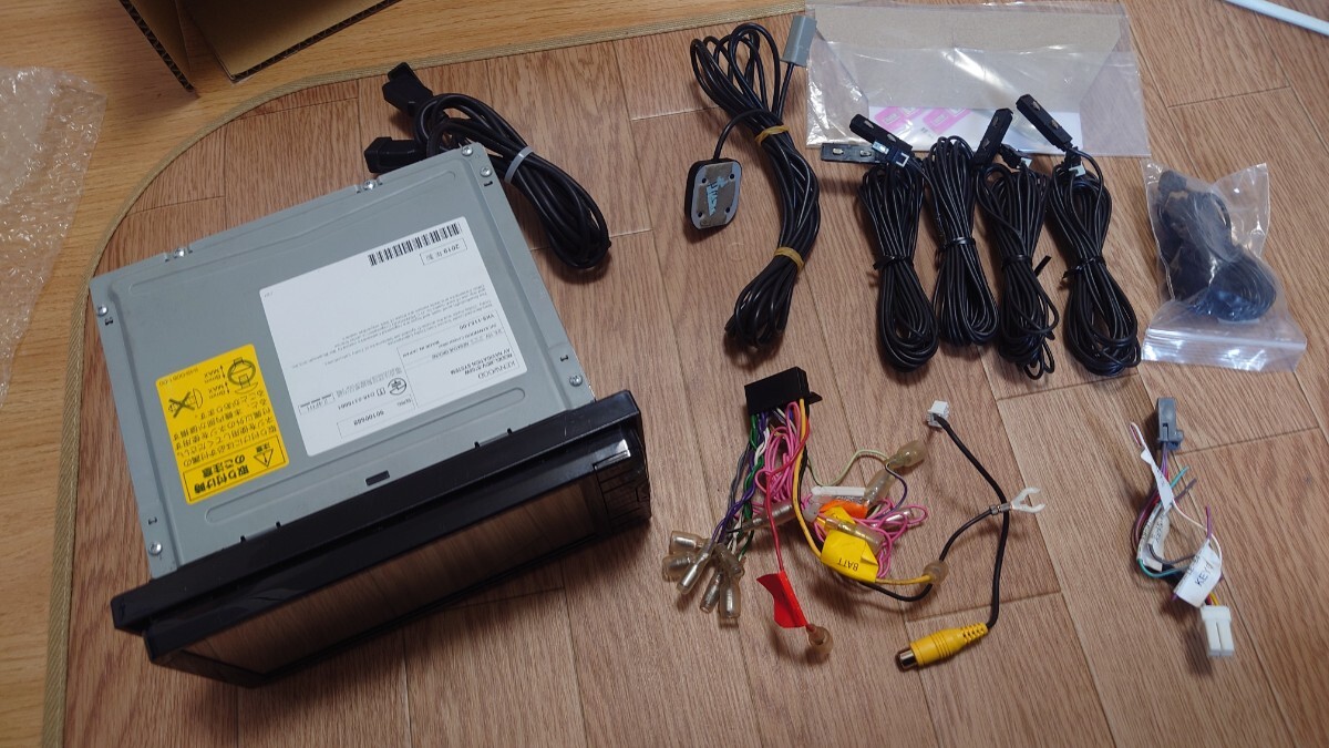 4 KENWOOD ケンウッド カーナビ MDV-S706W 地図更新2024年第2版 4 KENWOOD ケンウッド カーナビ MDV-S706W 地図更新2024年第2版