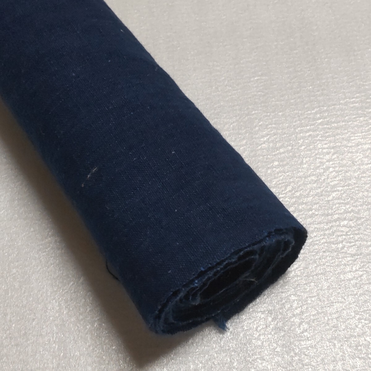 時代布】古布 木綿 藍染め 無地 約207cm 生地 古裂 アンティーク 時代布】古布 木綿 藍染め 無地 約207cm 生地 古裂 アンティーク