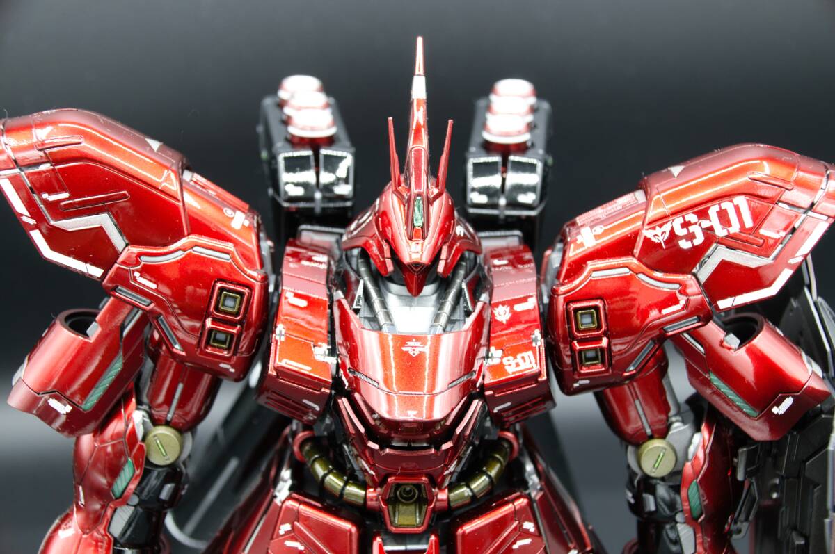 MG 1/100 サザビー Ver.KA 全塗装完成品 キャンディ塗装 MG 1/100 サザビー Ver.KA 全塗装完成品 キャンディ塗装