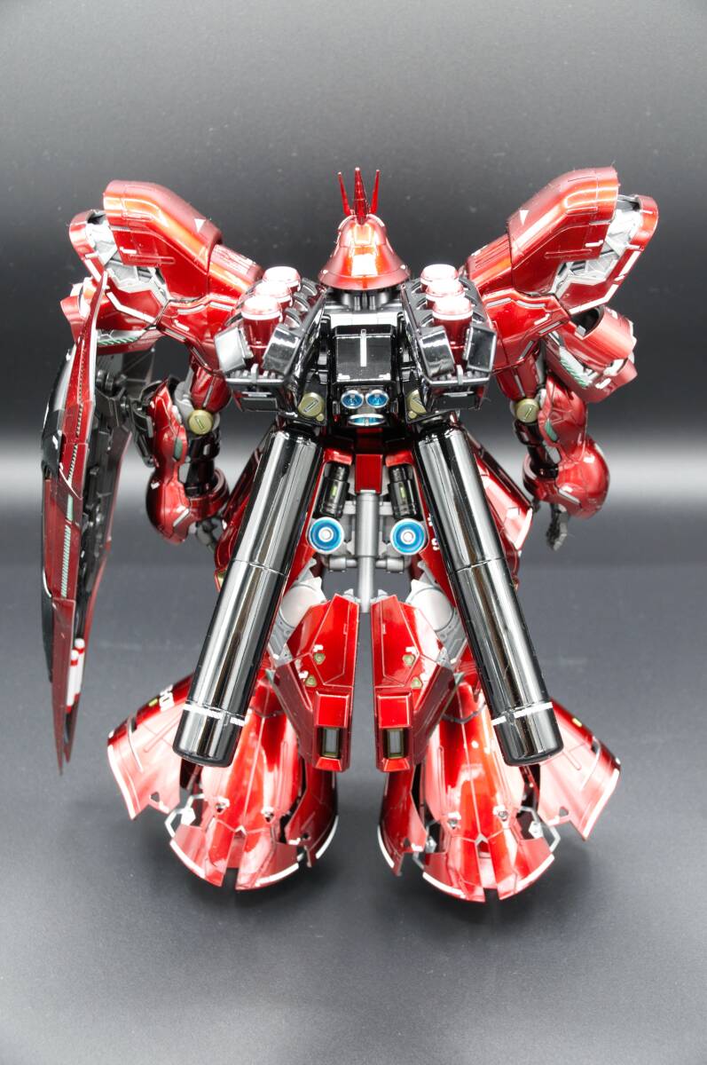 MG 1/100 サザビー Ver.KA 全塗装完成品 キャンディ塗装 MG 1/100 サザビー Ver.KA 全塗装完成品 キャンディ塗装
