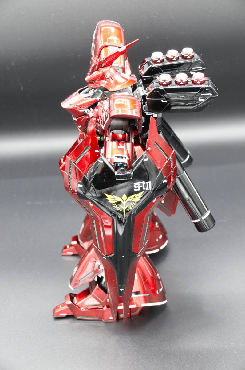 MG 1/100 サザビー Ver.KA 全塗装完成品 キャンディ塗装 MG 1/100 サザビー Ver.KA 全塗装完成品 キャンディ塗装