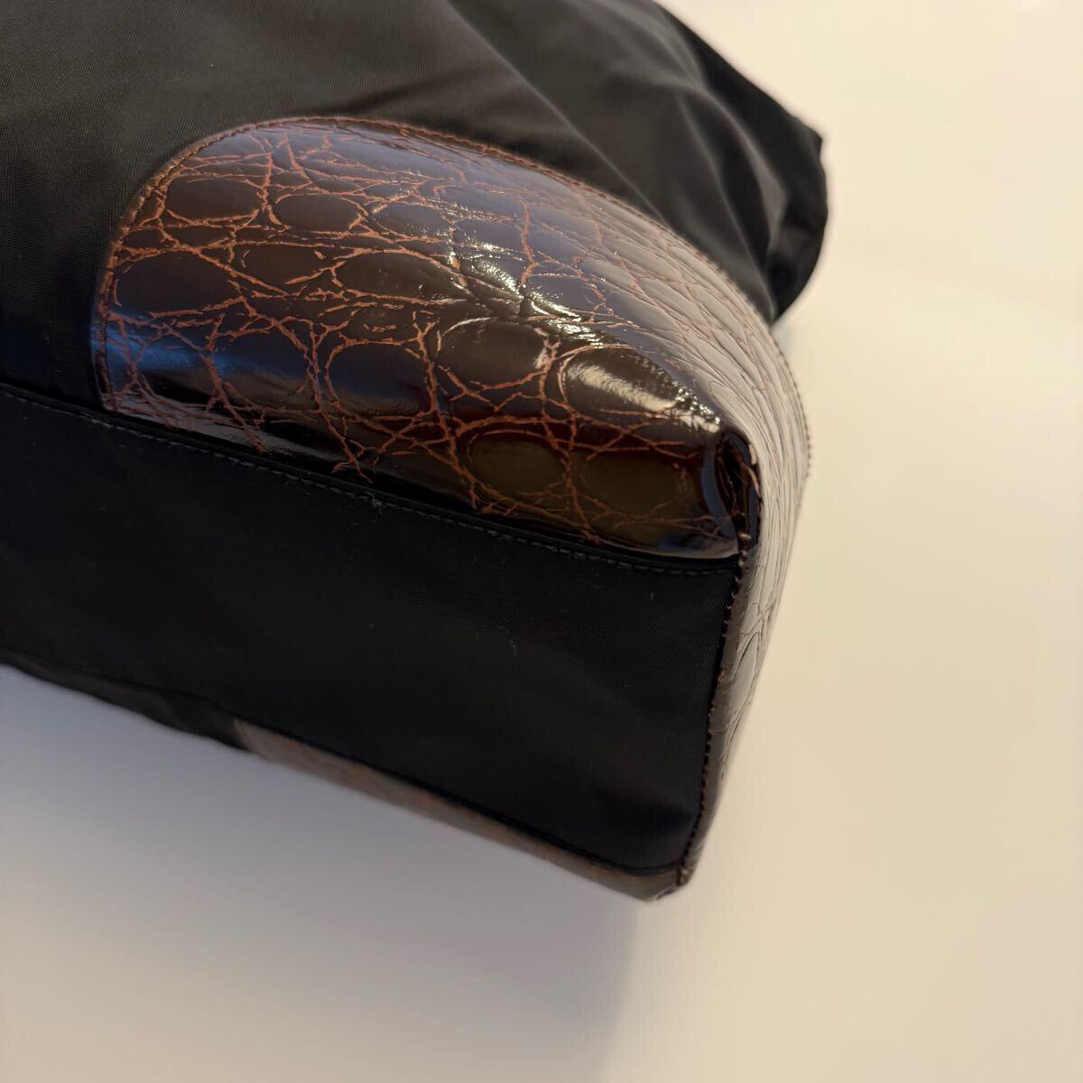 PRADA プラダ ハンドバッグ レザー ナイロン トートバッグ PRADA プラダ ハンドバッグ レザー ナイロン トートバッグ