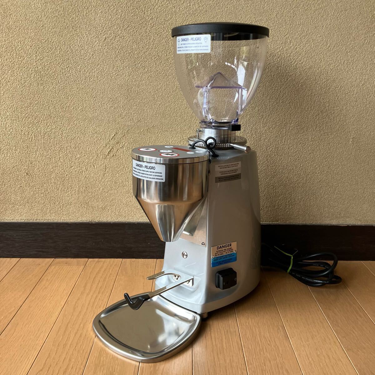 美品 年式新 MAZZER MINI ELECTRIC マッツァー エスプレッソ 美品 年式新 MAZZER MINI ELECTRIC マッツァー エスプレッソ