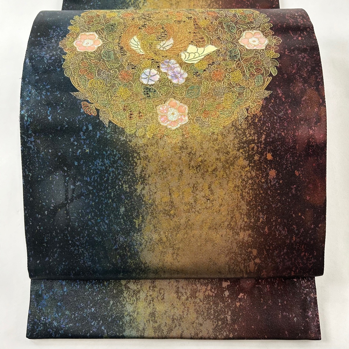 袋帯 美品 秀品 草花 鳥 螺鈿 箔 金色 お太鼓柄 正絹 【中古 袋帯 美品 秀品 草花 鳥 螺鈿 箔 金色 お太鼓柄 正絹 【中古