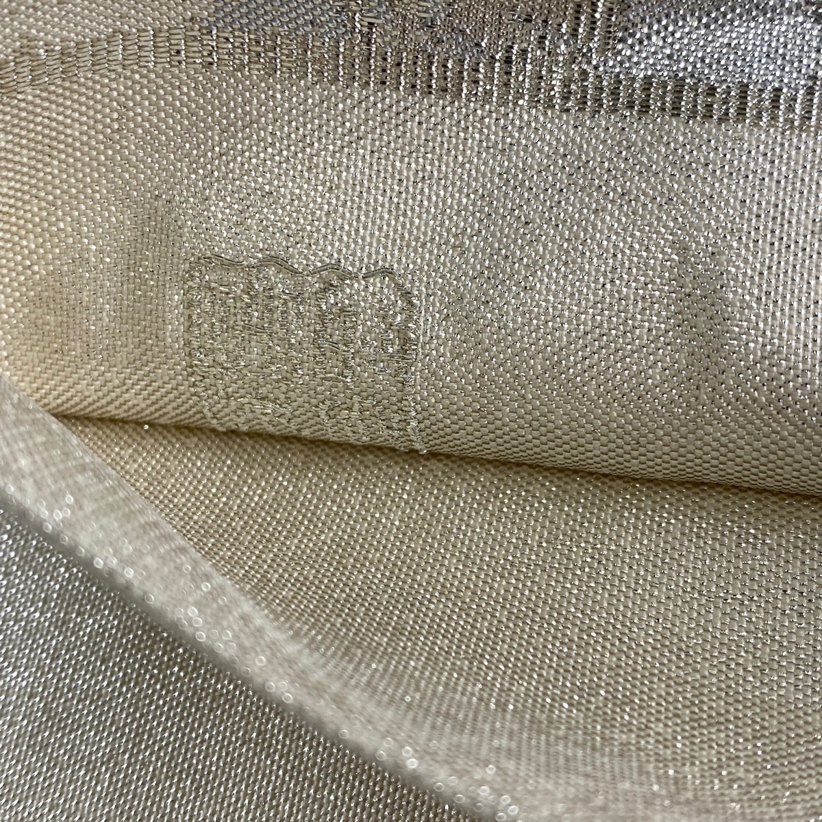 袋帯 美品 名品 じゅらく 落款 帝王紫 向かい鳥 草花 唐織 金糸 袋帯 美品 名品 じゅらく 落款 帝王紫 向かい鳥 草花 唐織 金糸