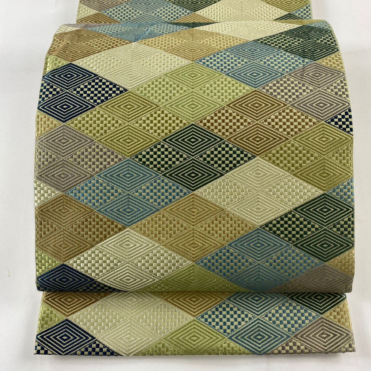 袋帯 名品 川島織物 落款 菱 市松 よもぎ色 六通 正絹 【中古 袋帯 名品 川島織物 落款 菱 市松 よもぎ色 六通 正絹 【中古