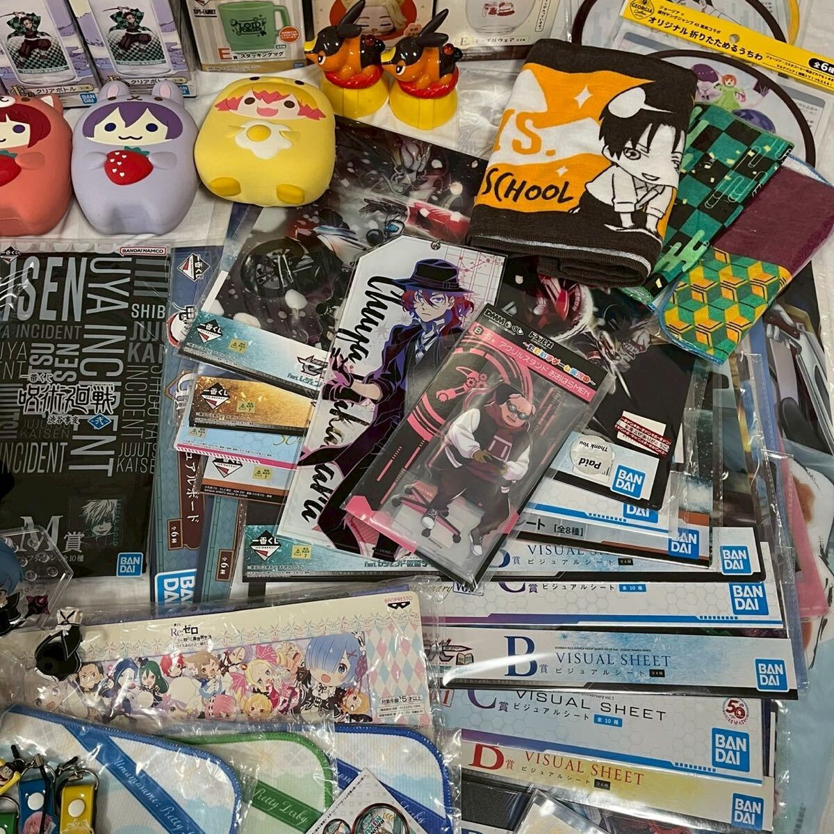 アニメ グッズ 大量おまとめセット ワンピース スパイファミリー アニメ グッズ 大量おまとめセット ワンピース スパイファミリー