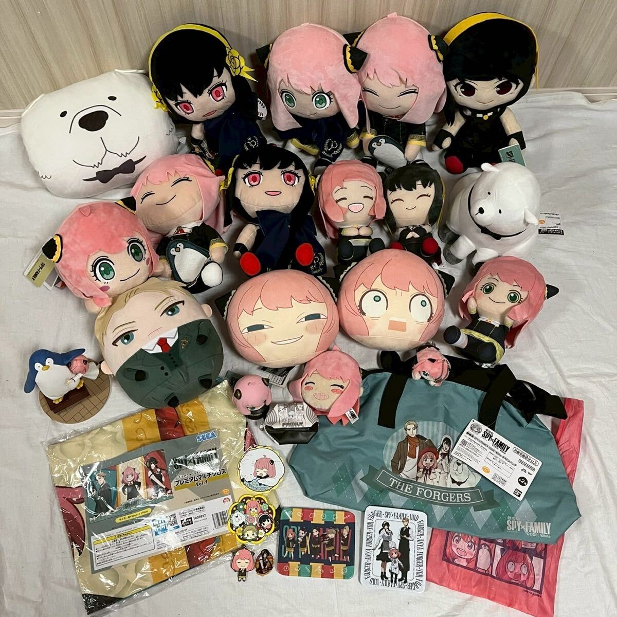 アニメ SPY×FAMILY スパイファミリー ぬいぐるみ グッズ 大量お アニメ SPY×FAMILY スパイファミリー ぬいぐるみ グッズ 大量お