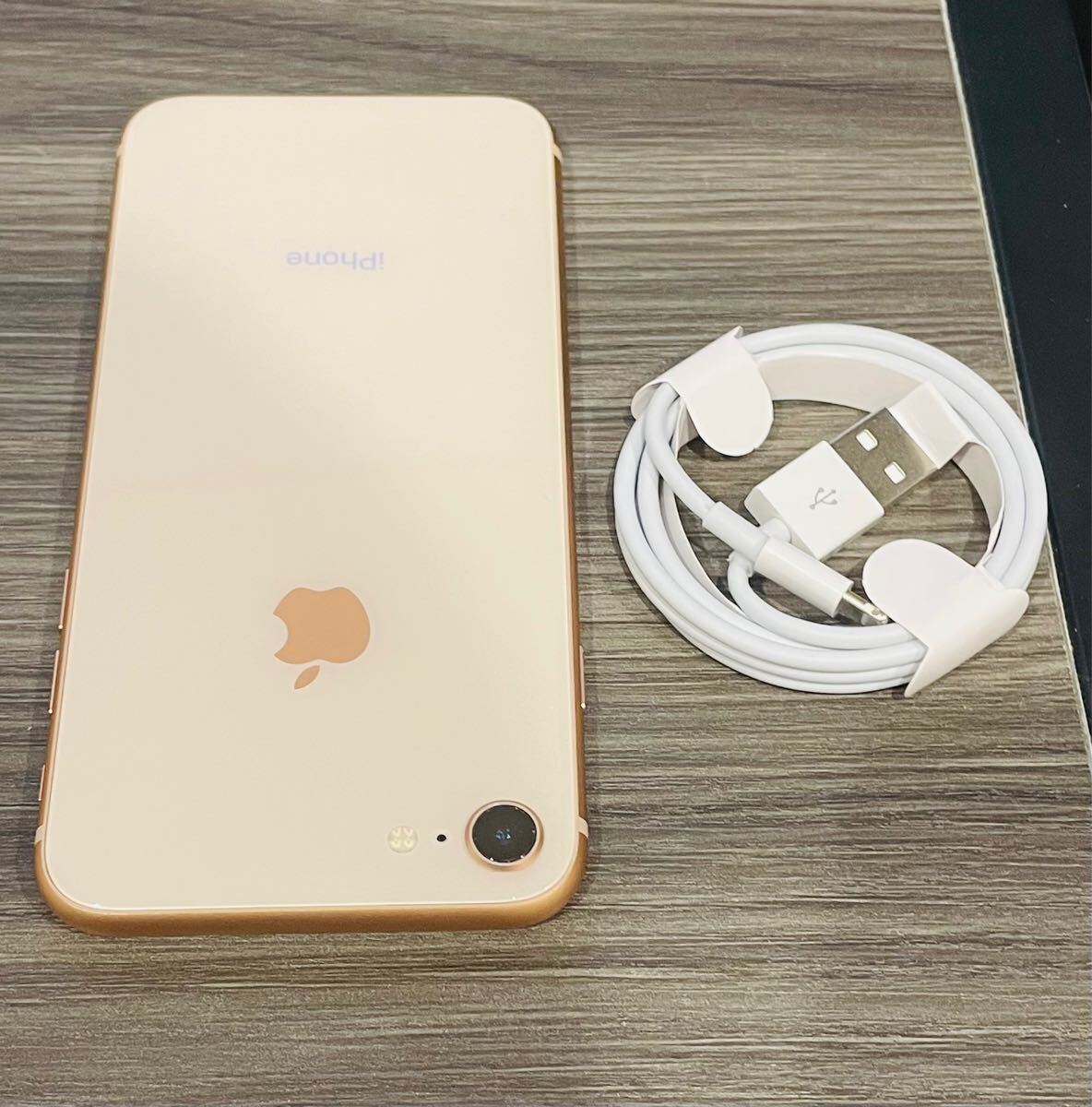 SIMフリーiPhone8 128GB ローズゴールドMX1F2J/A送料無料 iOS16 SIMフリーiPhone8 128GB ローズゴールドMX1F2J/A送料無料 iOS16
