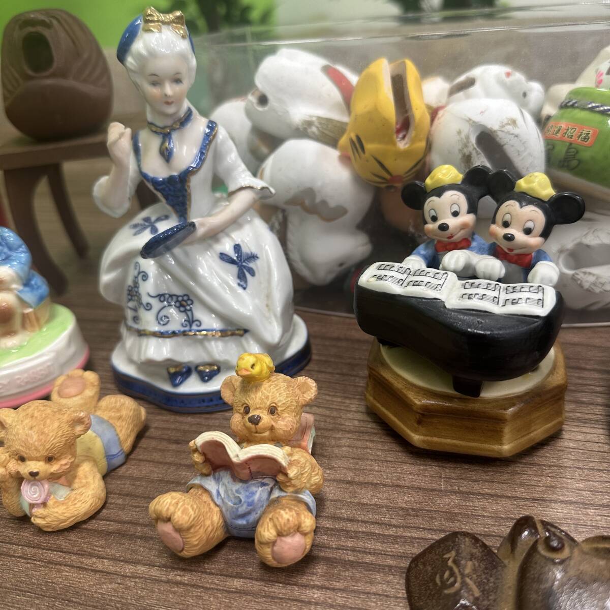まとめ売り】置物 干支 ペコちゃん くま 西洋陶器人形 サソリ まとめ売り】置物 干支 ペコちゃん くま 西洋陶器人形 サソリ