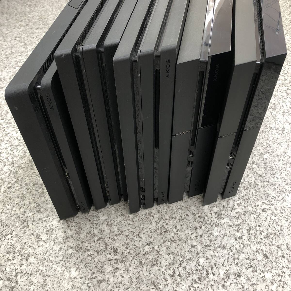 PS4/プレステ4/本体/ジャンク/プレイステーション4/CUH-2200B PS4/プレステ4/本体/ジャンク/プレイステーション4/CUH-2200B