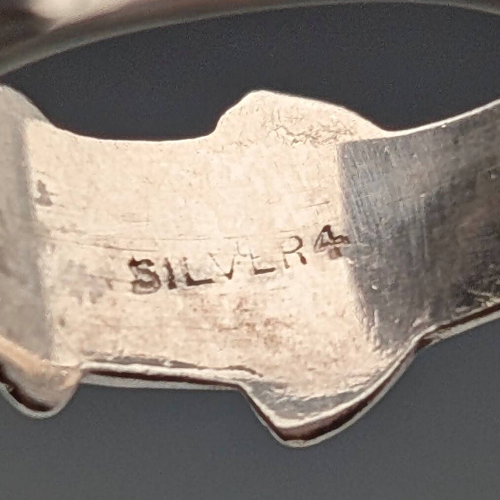 英国ヴィンテージ ヴィクトリアンデザイン 純銀製リング?（8-9号