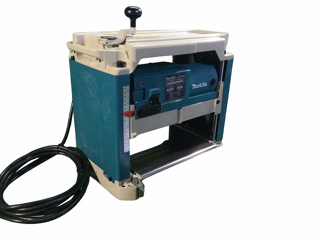 ☆極美品☆makita マキタ 100V 304mm 自動カンナ 2012NB 定盤 ☆極美品☆makita マキタ 100V 304mm 自動カンナ 2012NB 定盤