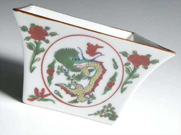 N569 館林源右衛門 作 萬暦風 龍絵 菱型 向付 角鉢 五客 共箱(染 N569 館林源右衛門 作 萬暦風 龍絵 菱型 向付 角鉢 五客 共箱(染