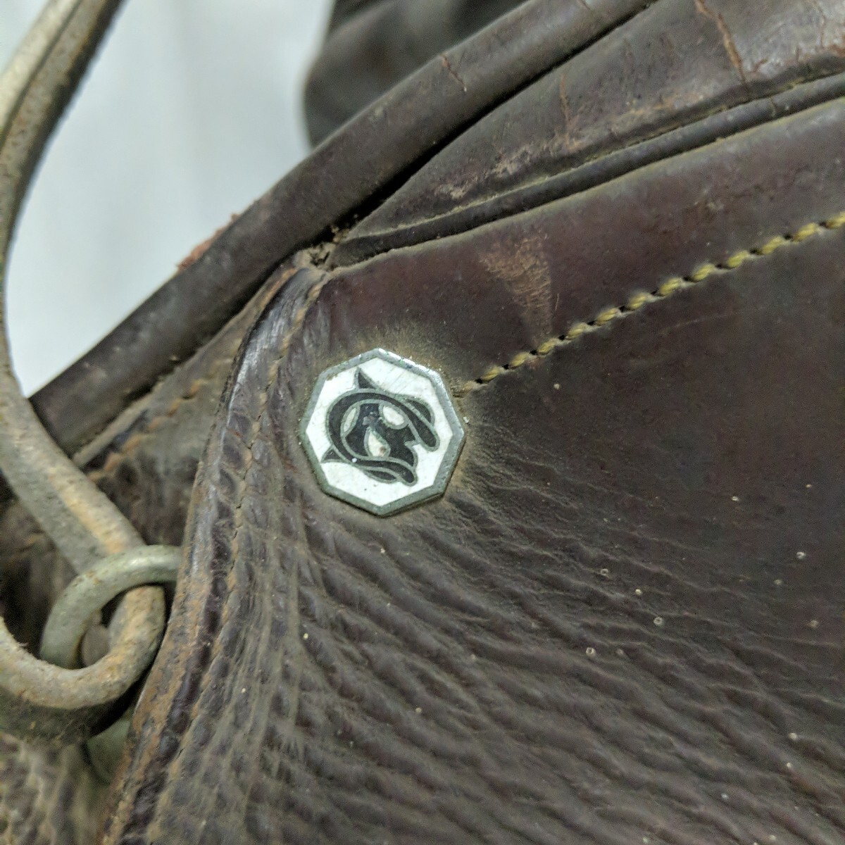 sksz404 ○ 鞍 乗馬 乗馬鞍 腹帯 鐙 革 乗馬用品 馬具 総合鞍 sksz404 ○ 鞍 乗馬 乗馬鞍 腹帯 鐙 革 乗馬用品 馬具 総合鞍