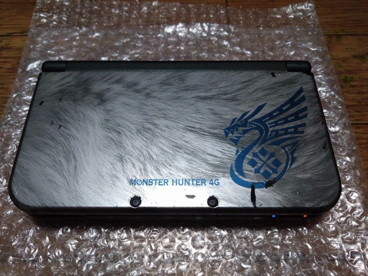 Newニンテンドー3DS LL モンスターハンター4G スペシャルパック Newニンテンドー3DS LL モンスターハンター4G スペシャルパック